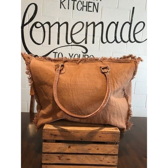 Myra L'Atlantique Weekender Bag in Bourbon | Large Travel Bag | Overnight Bag - Picture 3 of 3